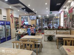 -江城燕子大排档(江汉路步行街店)