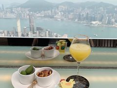 -OZONE 顶楼酒吧(香港丽思卡尔顿酒店)