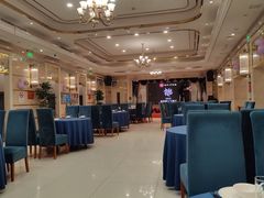 -御沪沪味园.融合菜.海鲜(斜土路店)