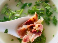 -河间正宗驴肉火烧(听海居店)