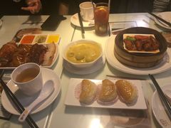 -新大咀港式茶餐厅(宝山万达店)
