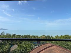 -三亚湾海居雅高铂尔曼度假酒店