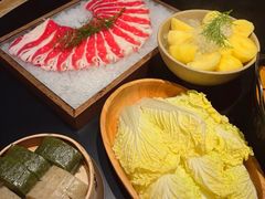 -三出山火锅(南京万象天地店)