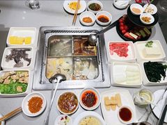 -海底捞火锅(杭州庆春路夜宵主题店)