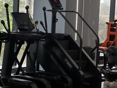 -超鹿运动(五四路恒力城店)