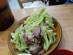 -雷祖芳老妈蹄花店