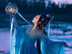 -九月鹰飞汉服摄影工作室