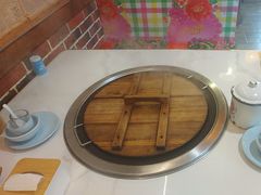 -人民公社铁锅炖·东北菜(卫国道店)