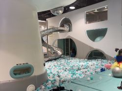 -MINI MARS KIDS CLUB亲子家庭中心(长宁天山店)