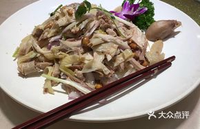 Mustard-Flavored Shredded Chicken