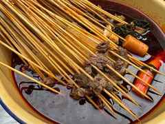 -拈签一笑黄牛肉辣卤串串