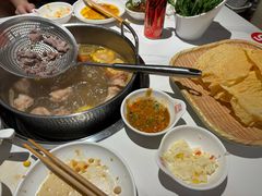 -犇鼎牛潮汕牛肉火锅(新辰里学清路店)