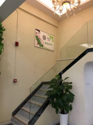 -苗医生草本科技祛痘