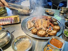 -哈哈碳都·牛肋条无限自助烤肉(台江万达店)