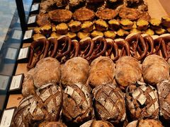-LANLIZI BAKERY(COSMO店)