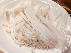 裸粉条-夜牛潮汕鲜牛肉火锅店(翻身店)