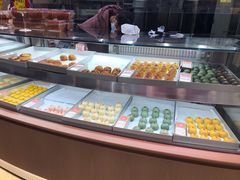 面包甜点陈列柜-稻香村(观前街店)