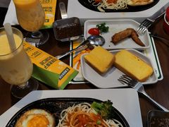 -豪客来牛排(空港华联店)