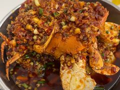 -凤凰路何眼镜香辣蟹(花果园店)