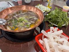 铜瓢牛肉-朝伟清真铜瓢牛肉馆(三十年老·店)