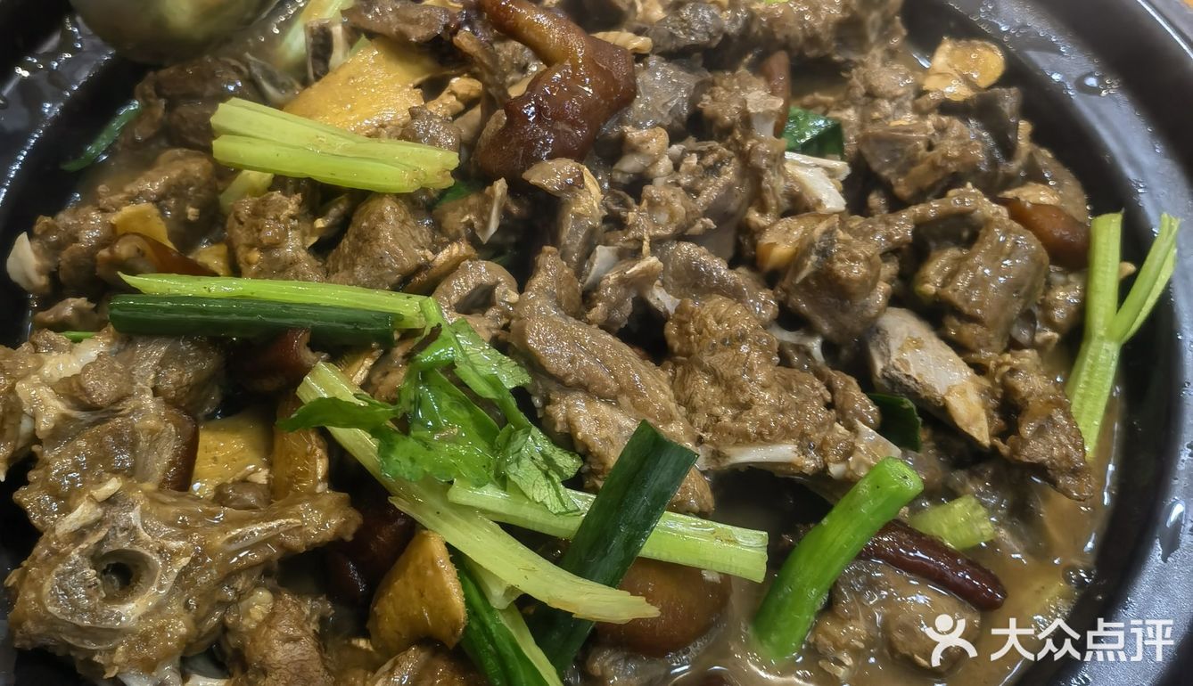 狗狗那么可爱，为什么要吃狗肉？