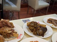 -泉福居酱骨头自助广场(南大街商业步行街店)