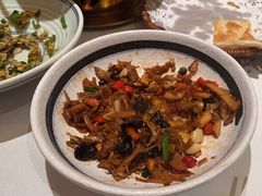 -沅江水·湖南家宴(南村万博长隆商圈店)