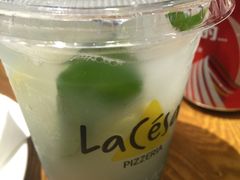 -乐凯撒披萨(东方新世界店)