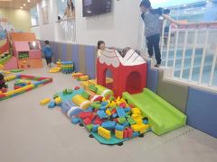 -戊辰亲子游泳俱乐部