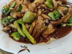 -老码头黑皮肘子锅包肉熏酱水饺(文政街店)