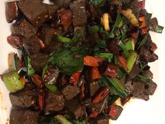 蒜苗炒羊血-站前猪蹄&家常炒菜(长乐公园店)