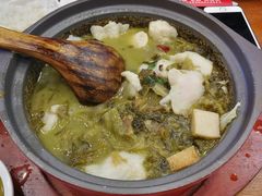 -周鱼小馆石锅酸菜鱼(活力汇店)