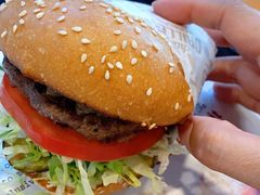 -The Habit Burger Grill 哈比特汉堡(复兴soho店)
