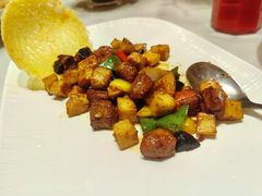 -泓历皇朝酒店(东亭店)