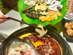-钢管厂五区小郡肝串串香火锅(梅川路店)
