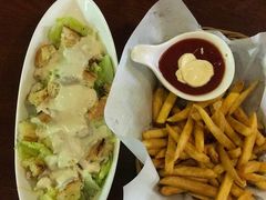 -百好乐宠物友好餐厅(朝外大街店)