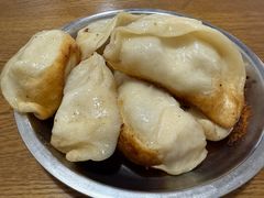 -黄阿姨锅贴大王(万航渡路店)