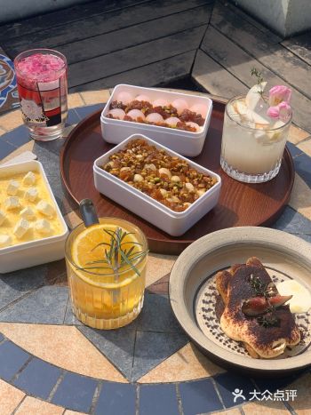 隐匿在法租界的露台咖啡厅