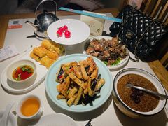 -聚友斋(陶瓷琉璃馆水晶街店)