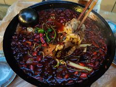-鸿顺老铁锅美蛙鱼府(解放碑店)