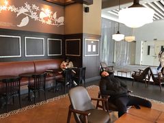 大堂-星巴克(杭州银泰城西一店)
