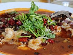 -雪湖煜辰鱼头老店(雪野湖店)