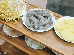 -烧哥美蛙肥肠鱼火锅·十五年社区店