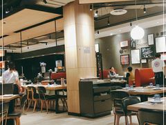 大堂-必胜客(新中纬店)