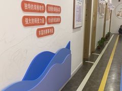 -缤纷鸟美术书法(汉神购物广场校区)