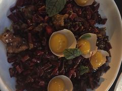 蛋黄辣子鸡-洛缦音乐餐厅(工业展览馆万象城店)