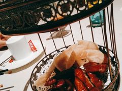 秘制脆皮乳鸽-避风塘(宝山万达店)