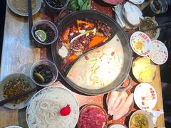 -赵美丽·重庆社区火锅·直营店(火车东站·中豪国际店)