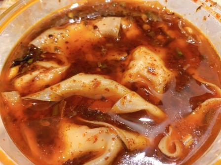 曹操麻油抄手-"这家店是在酒店点的外卖.感觉来成都必须.