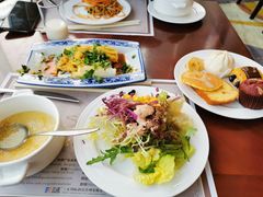 -东莞塘厦三正半山温泉酒店·沙利文西餐厅